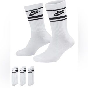 Nike Essential Crew Socks